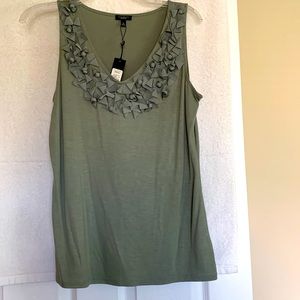 NWT Talbot beautiful top, lovely green color. No flaws